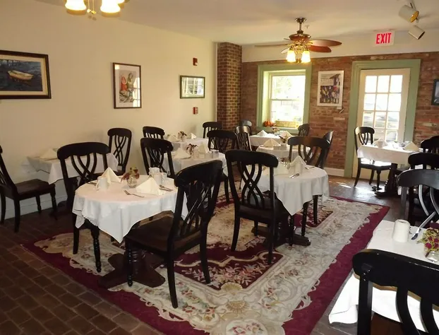 Old Brick Inn hotel detail image 2