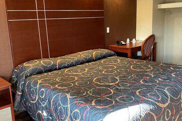 Shore Pointe Motor Lodge of St Clair Shores hotel detail image 1