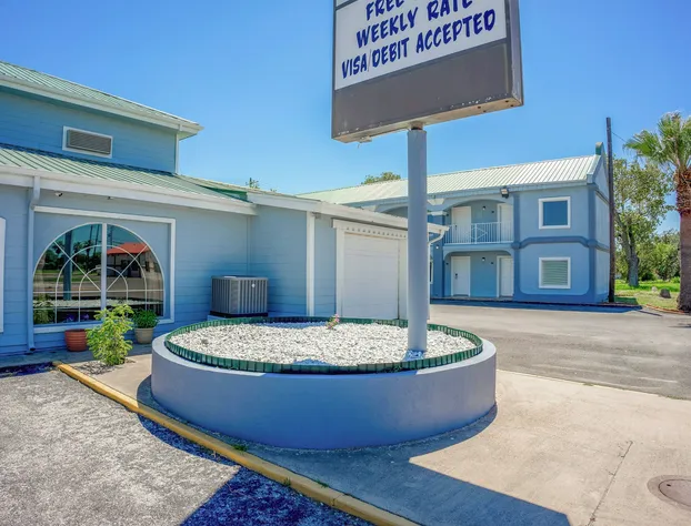 Pelican Inn by Belvilla Aransas Pass, TX hotel detail image 4