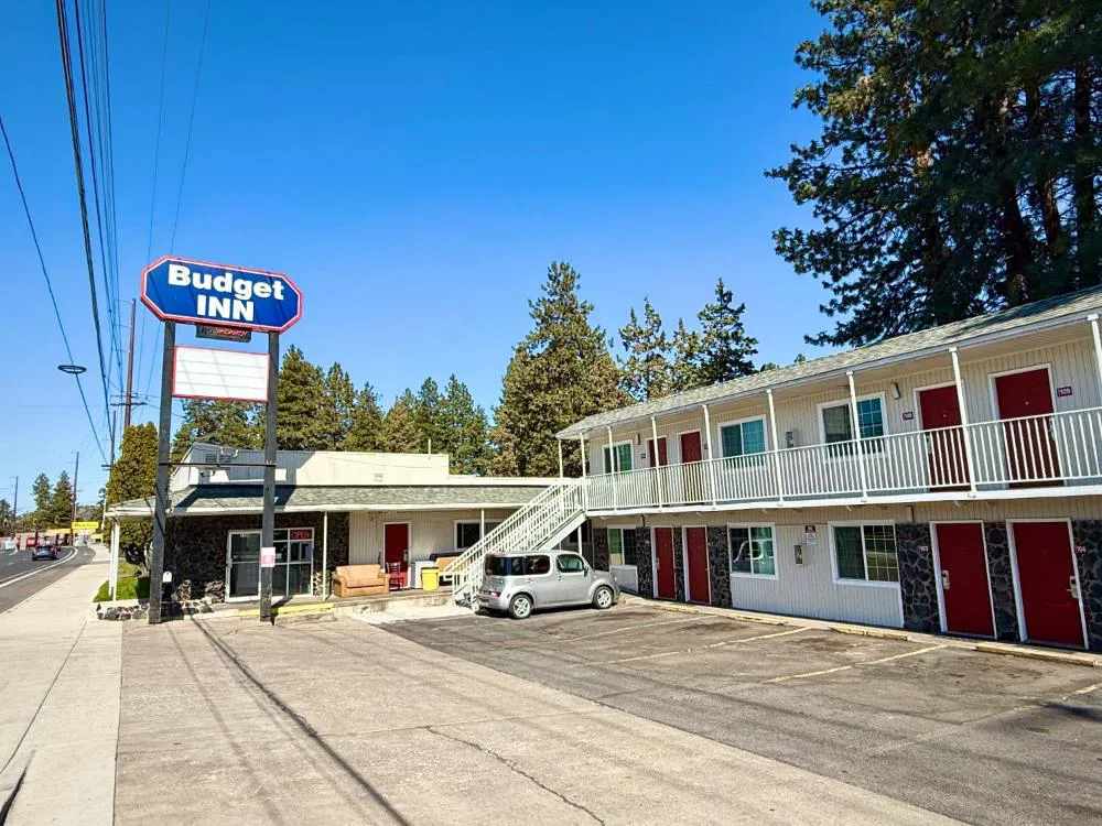 Budget Inn Bend hotel hero