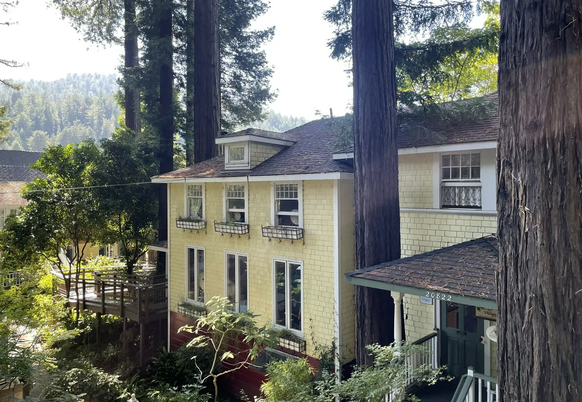 VILLAGE Inn & RESTAURANT hotel hero