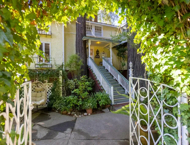 VILLAGE Inn & RESTAURANT hotel detail image 1