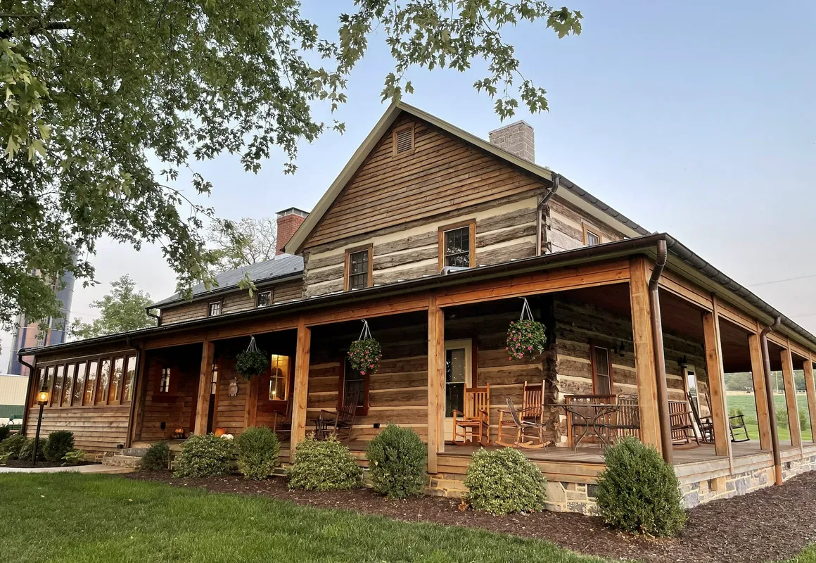 Silver Lake Bed and Breakfast hotel hero