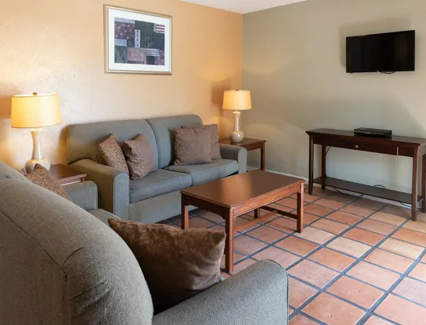 Tuscany Manor Resort hotel detail image 4