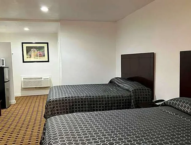 Budget Host Inn hotel detail image 4