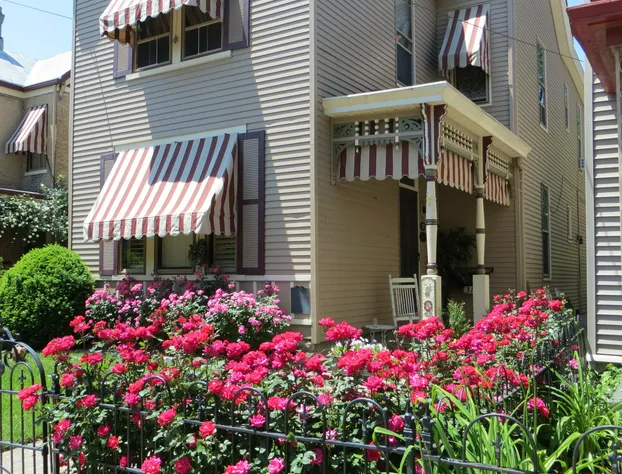 Weller Haus Bed, Breakfast & Event Center hotel detail image 3