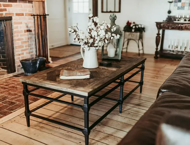 The Bond 1835 hotel detail image 1