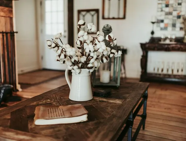 The Bond 1835 hotel detail image 2