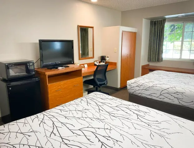 Monument Inn & Suites hotel detail image 4
