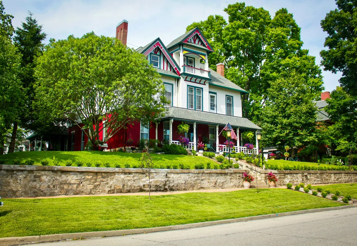 Evans Holly Grove Inn B&B hotel hero