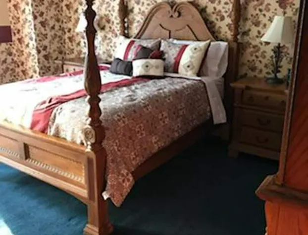 Evans Holly Grove Inn B&B hotel detail image 3