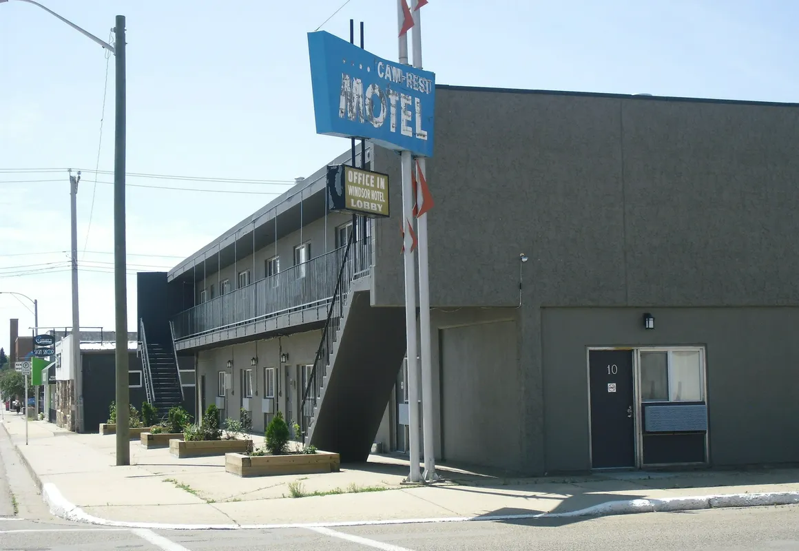 Camrest Motel hotel hero