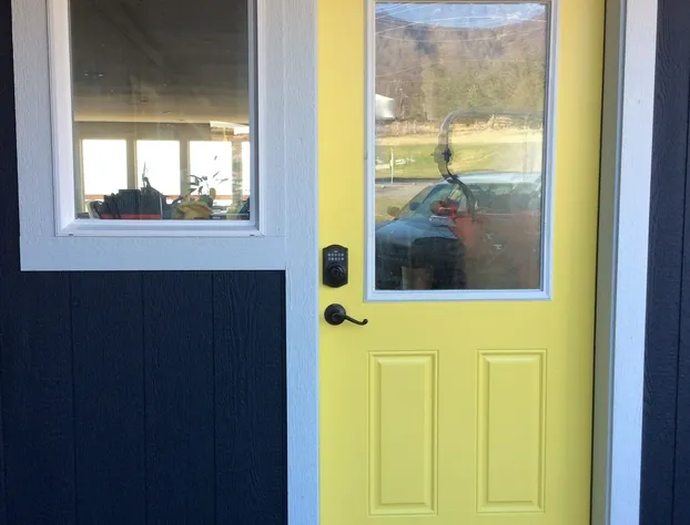 Anglers Roost hotel detail image 1