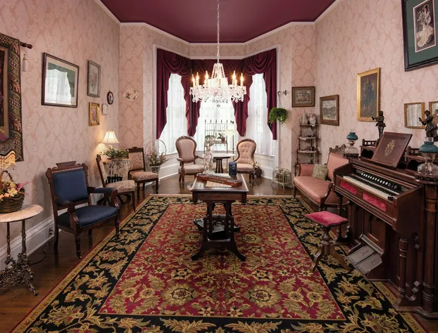 The Steamboat House Bed & Breakfast hotel detail image 4