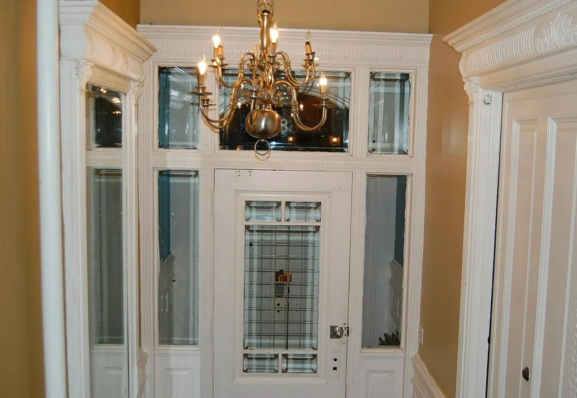 The Melva Inn - Harlem hotel hero