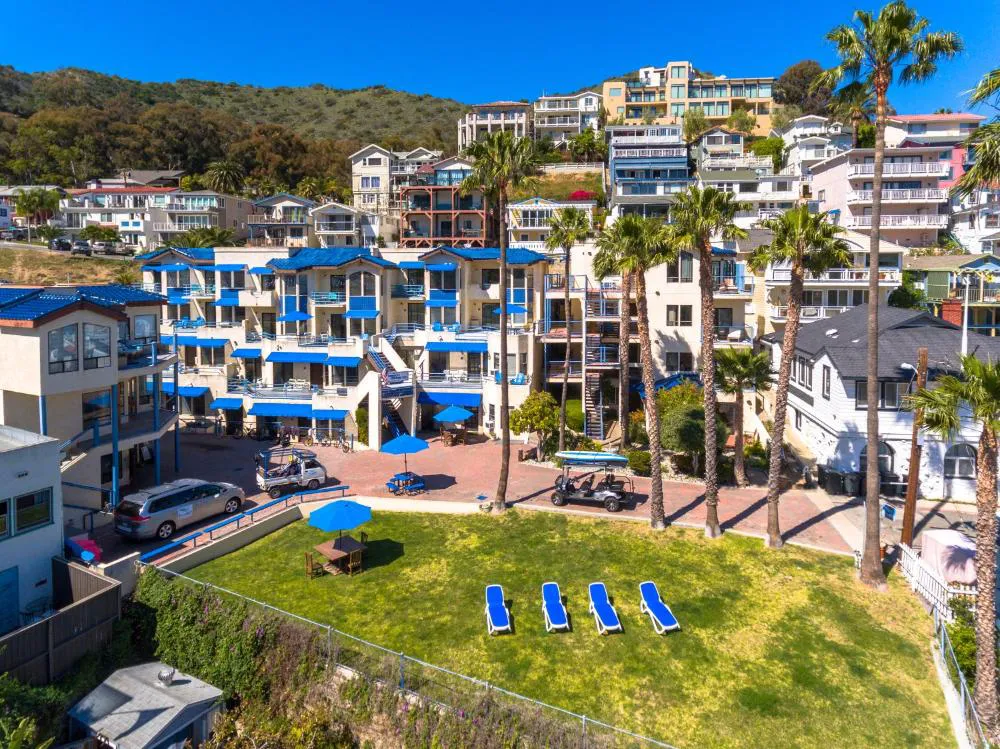 Seaport Village Inn Avalon hotel hero