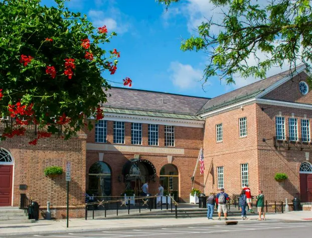 Grand Colonial B&B hotel detail image 4