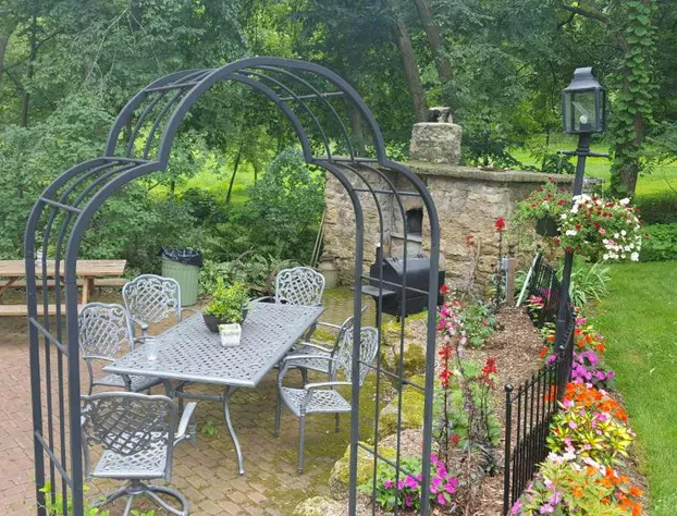 Round Barn Farm B & B Event Center hotel detail image 1