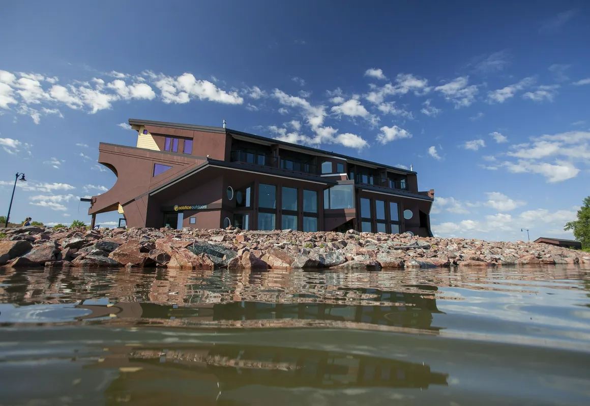 Blue Wave Inn hotel hero