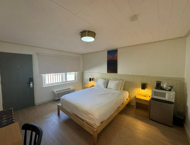 Pikes Peak Inn hotel detail image 4