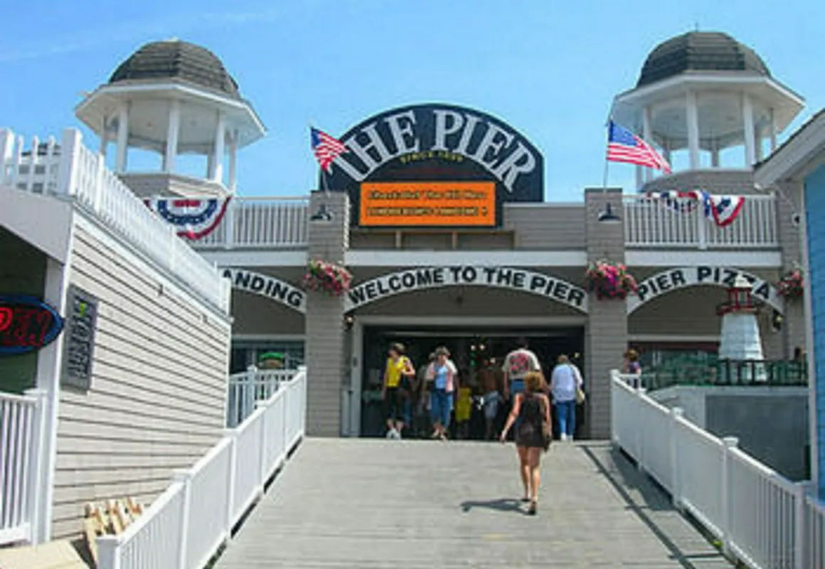 Moby Dick Motel hotel hero