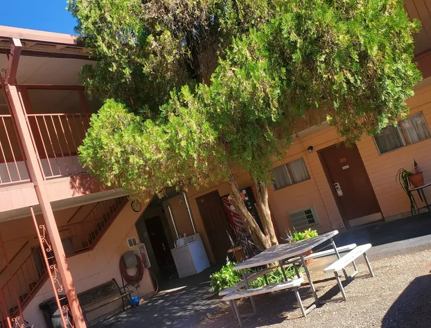 Rode Inn of Clifton hotel detail image 2