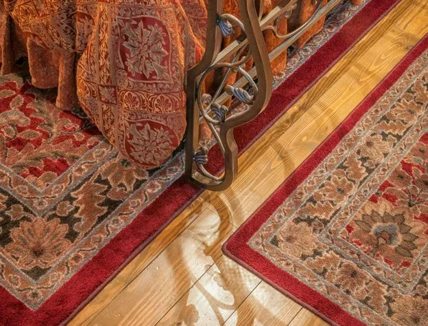 Holiday Lodge on Canyon Lake hotel detail image 3