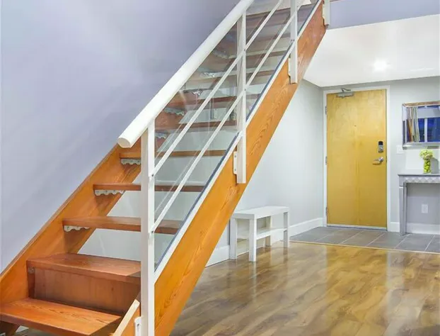 King Suites Downtown Vancouver hotel detail image 3