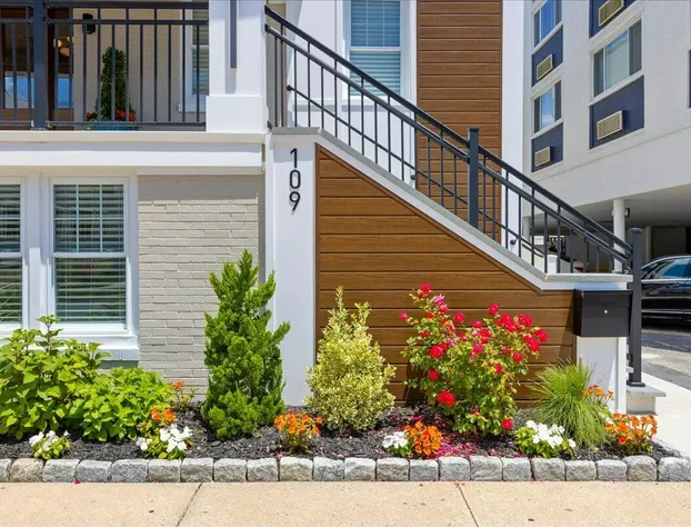 Surrey Beach House hotel detail image 2