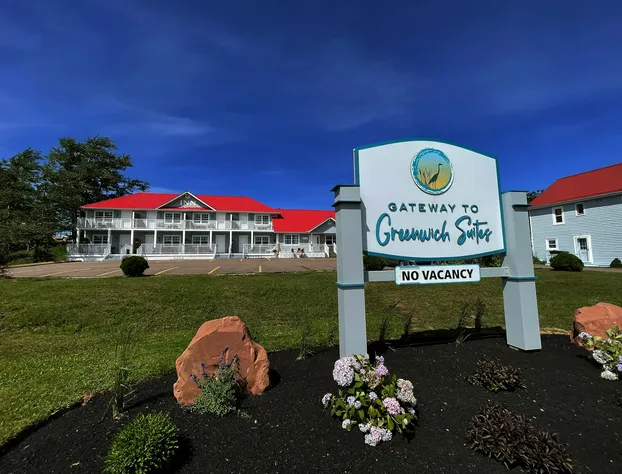 Gateway to Greenwich Suites hotel detail image 3