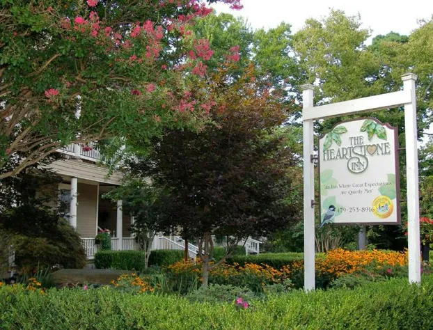 Heartstone Inn B&B & Cottages hotel detail image 1