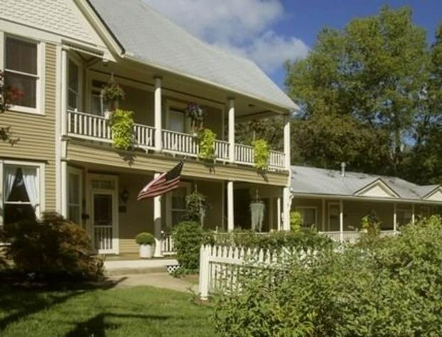 Heartstone Inn B&B & Cottages hotel detail image 2
