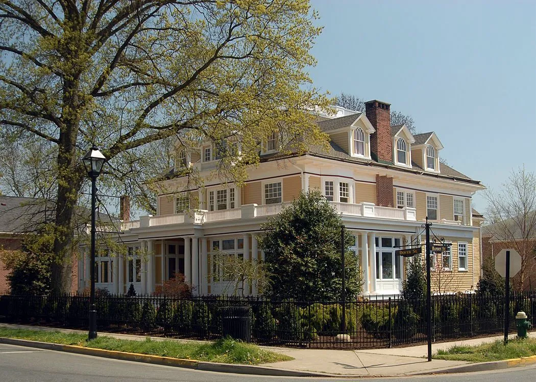 Inn at 202 Dover hotel hero