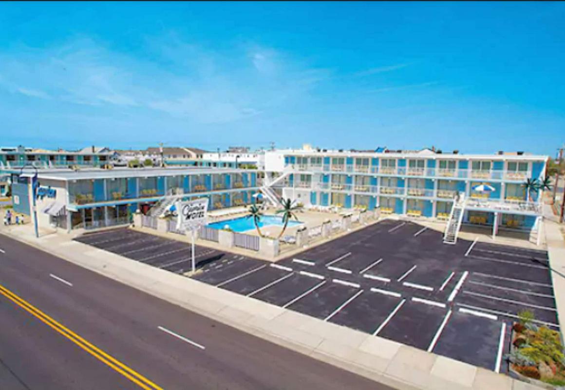The Caprice Motel hotel hero