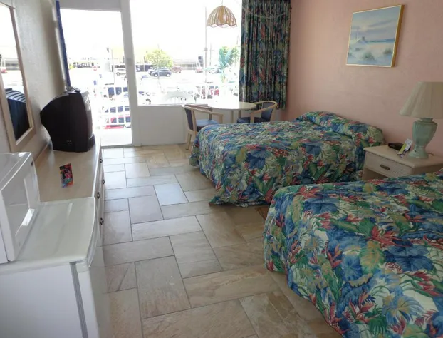 Quarterdeck Motel hotel detail image 4