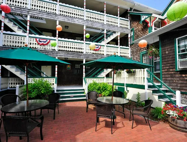 Pequot Hotel hotel detail image 3