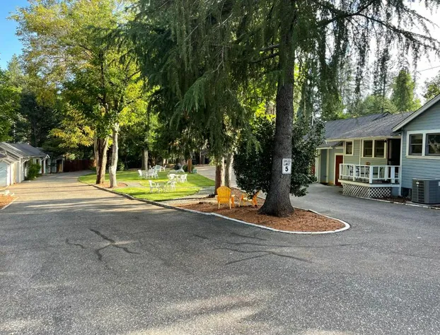 Piety Hill Cottages hotel detail image 1