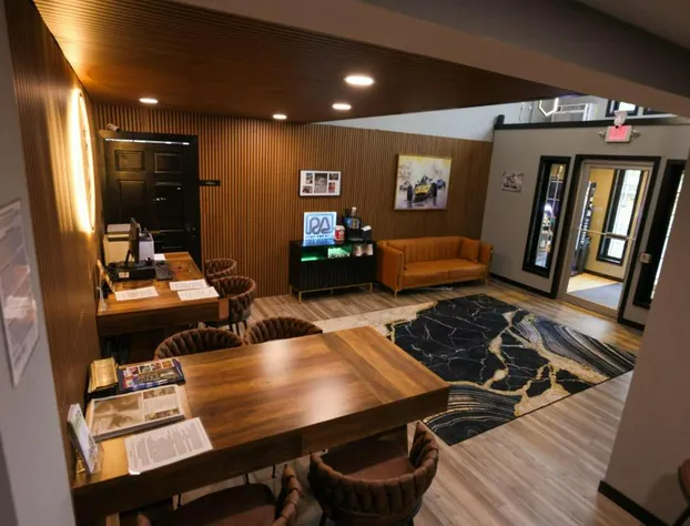 Plymouth Suites Hotel hotel detail image 2