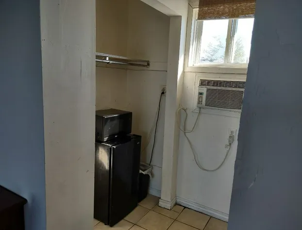 Skyview Motel hotel detail image 3