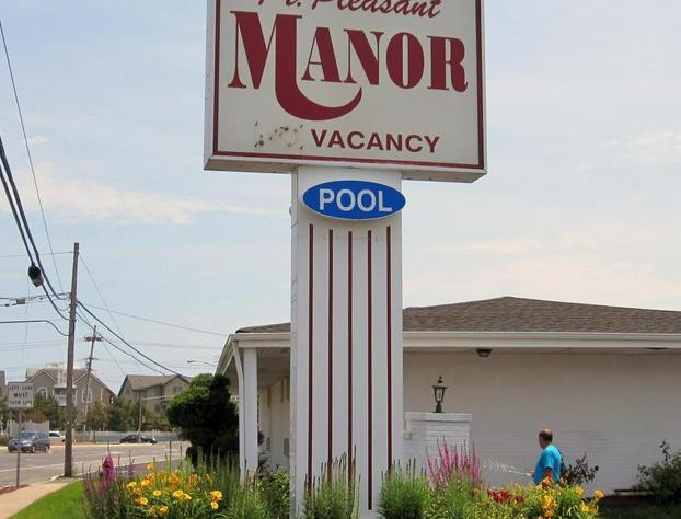 Point Pleasant Manor hotel detail image 3