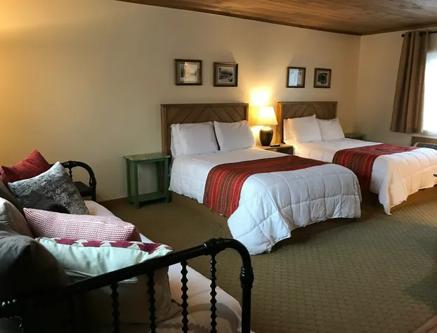 Cadence Lodge at Whiteface hotel detail image 4