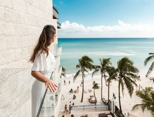 Thompson Playa Del Carmen Beach House hotel detail image 3