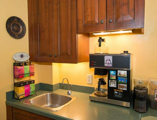 Purple Mountain Bed & Breakfast hotel detail image 3