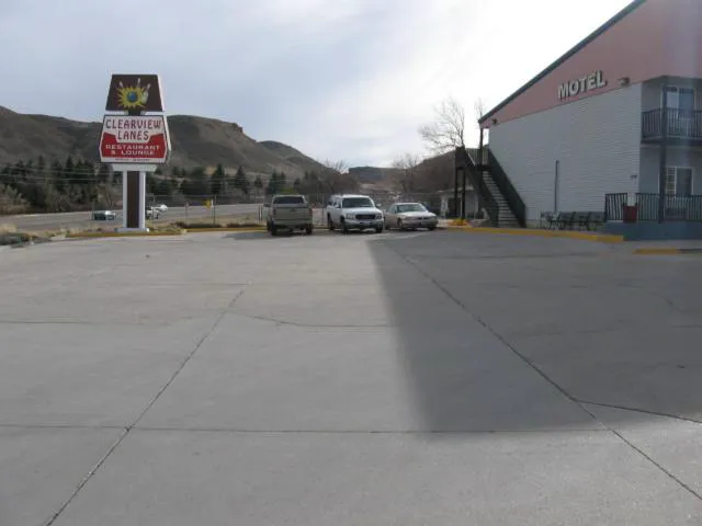 Little Bear Motel hotel hero