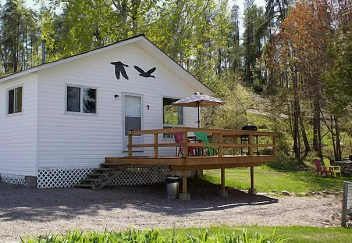 Mashkinonje Lodge hotel hero