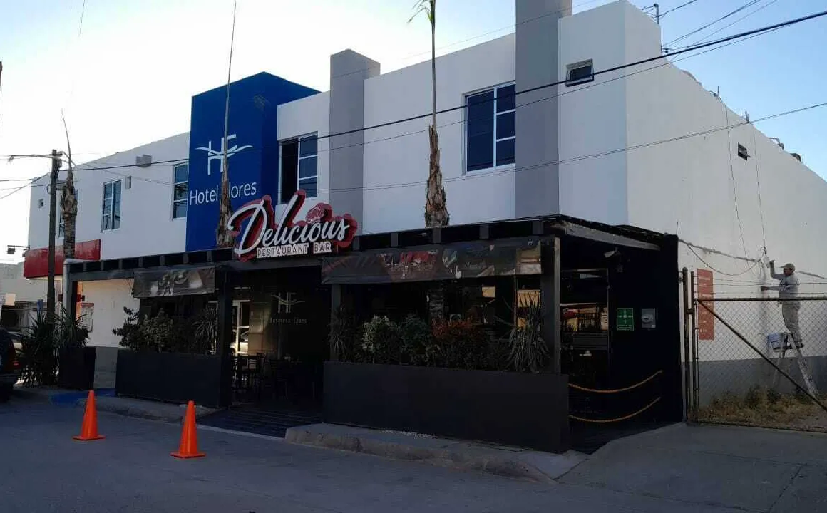 Hotel Flores hotel hero