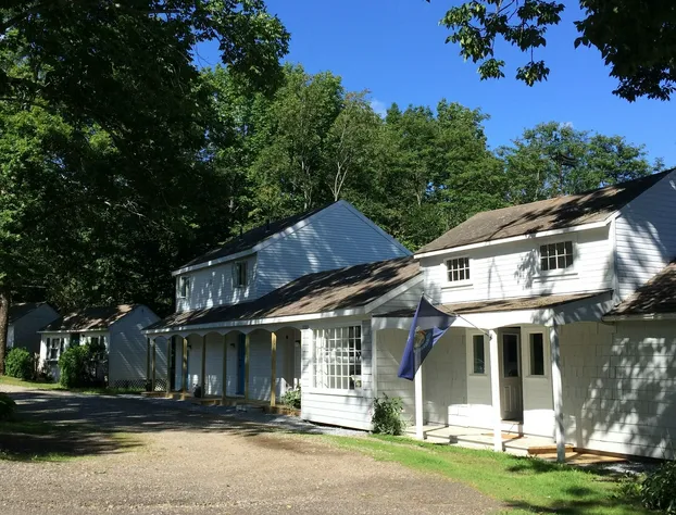 Lincolnville Motel hotel detail image 4