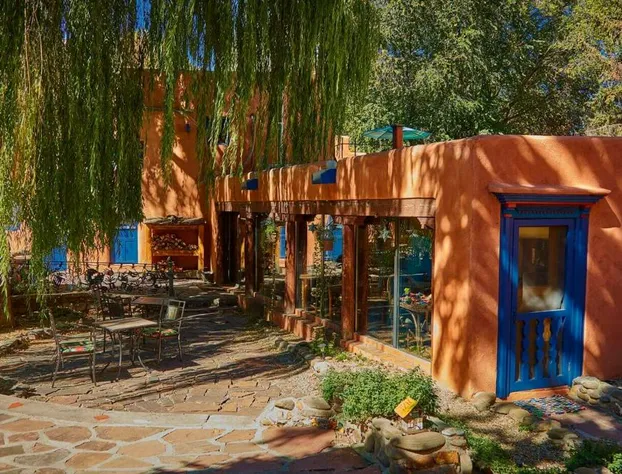 Adobe & Pines Inn hotel detail image 2