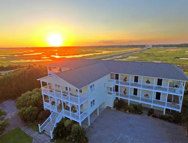 The Sunset Inn hotel detail image 1