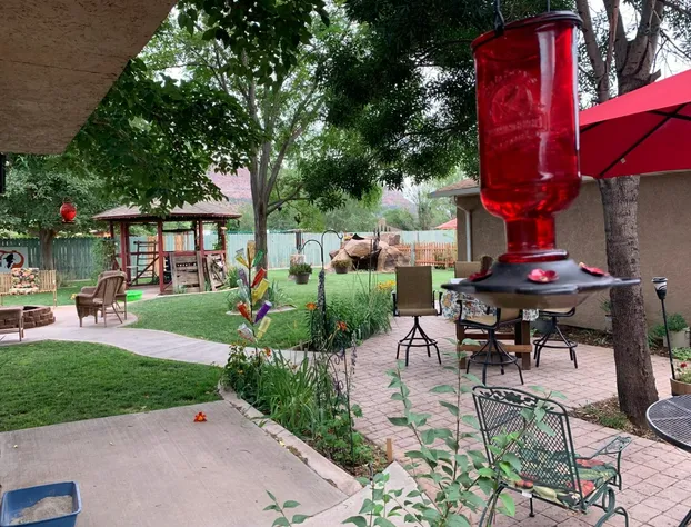 Zions Backyard Bed and Breakfast hotel detail image 3